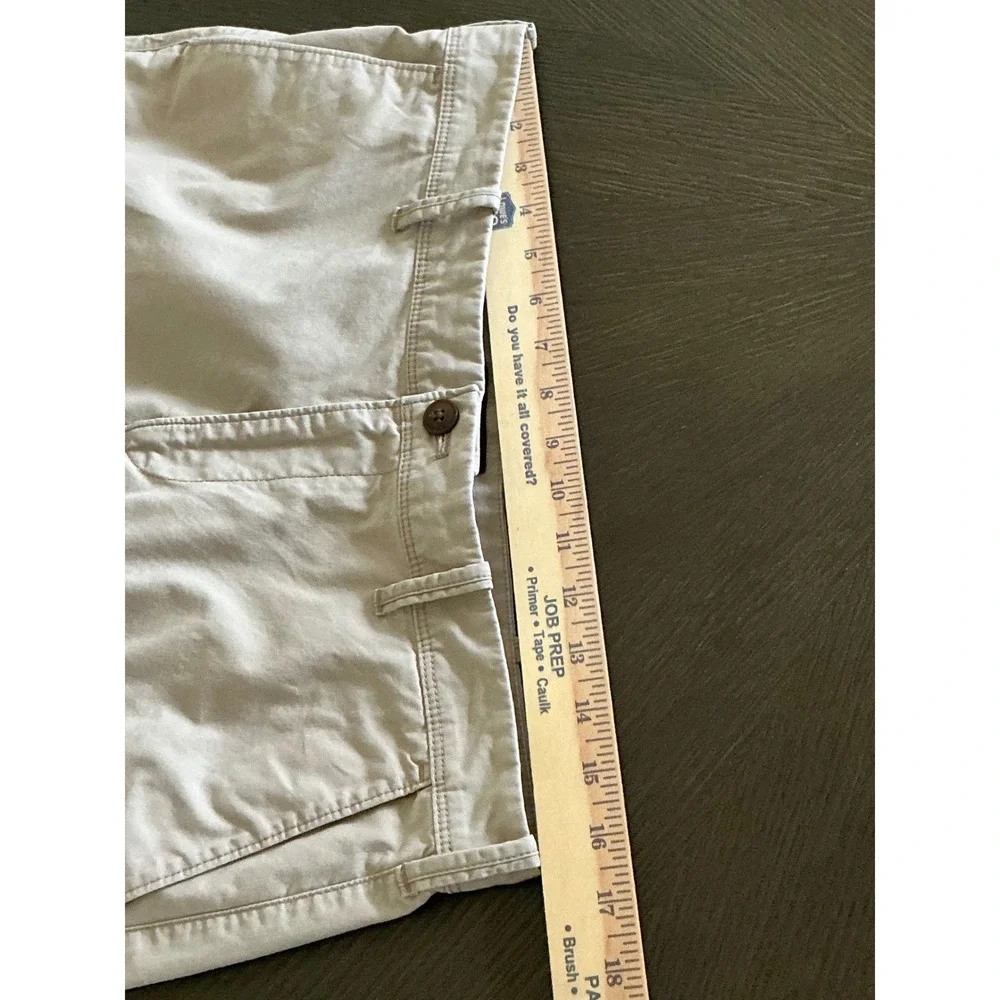 Express Mens Classic Fit Chino Shorts Tan‎ Khaki Cotton Size 31 Summer Casual